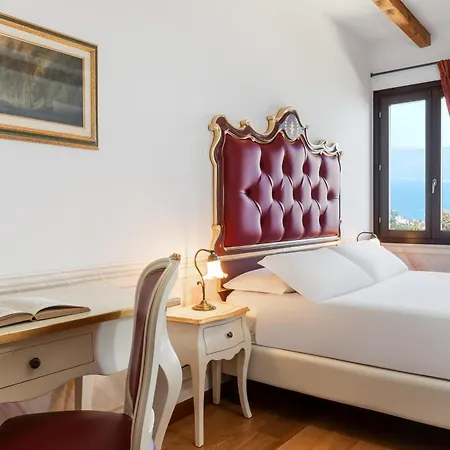 Boutique Hotel Villa Sostaga Gargnano Exterior photo