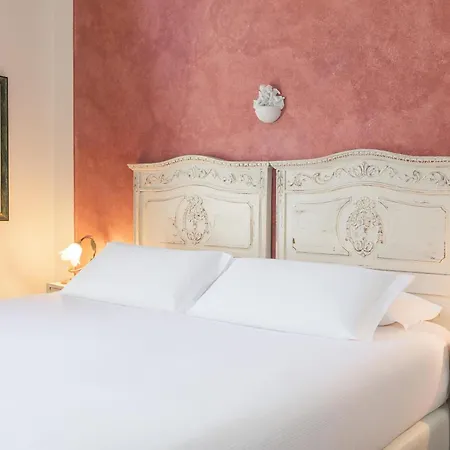 Boutique Hotel Villa Sostaga Gargnano Exterior photo