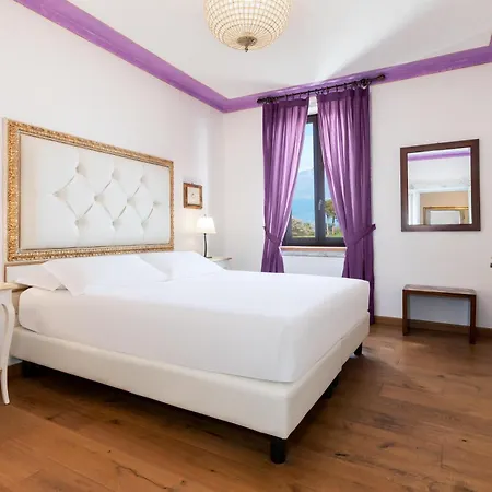 Boutique Hotel Villa Sostaga Gargnano Exterior photo