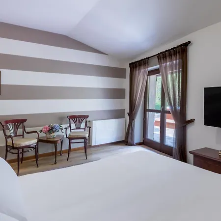 Boutique Hotel Villa Sostaga Gargnano Exterior photo