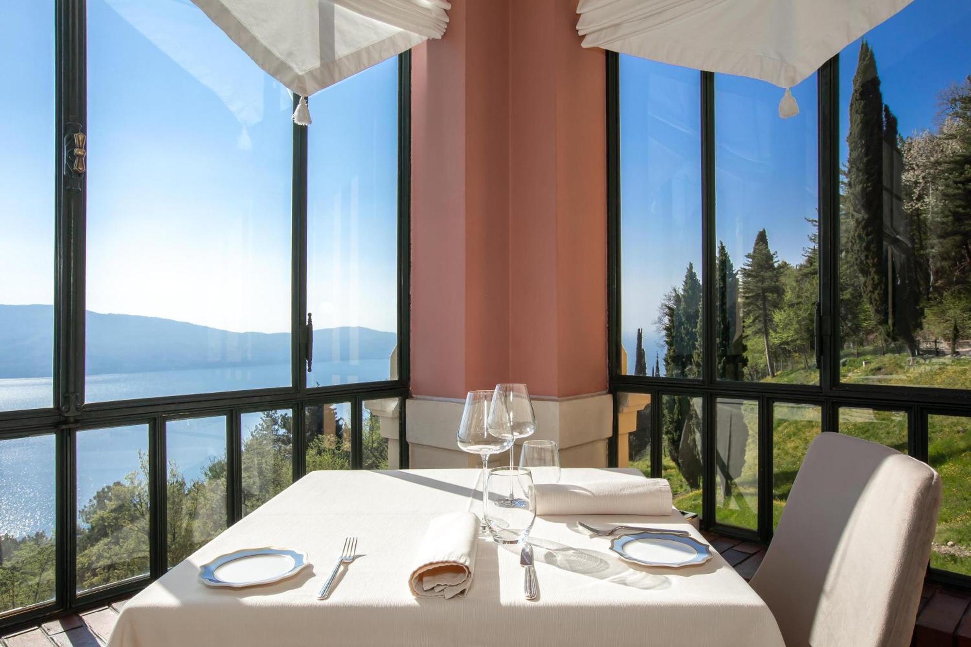Boutique Sostaga Hotel Gargnano