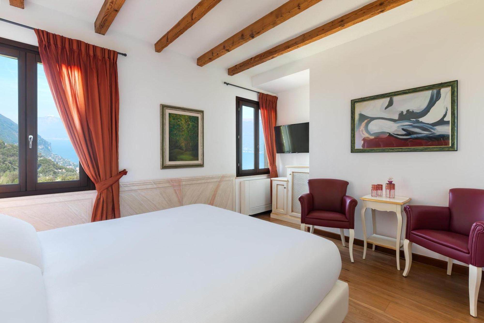 Boutique Sostaga 5*