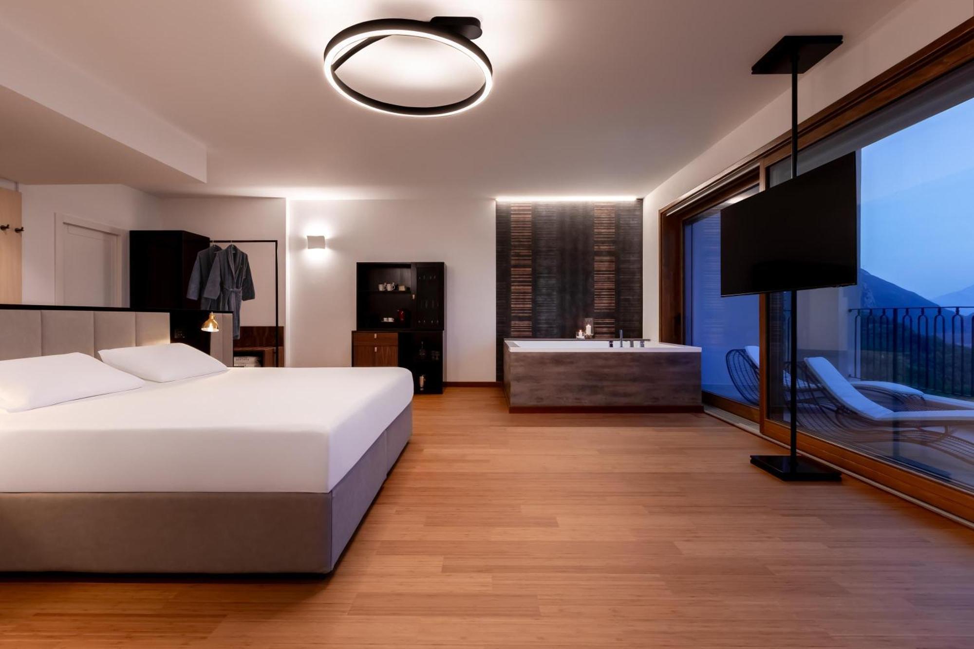 Hotel Boutique Sostaga 5*